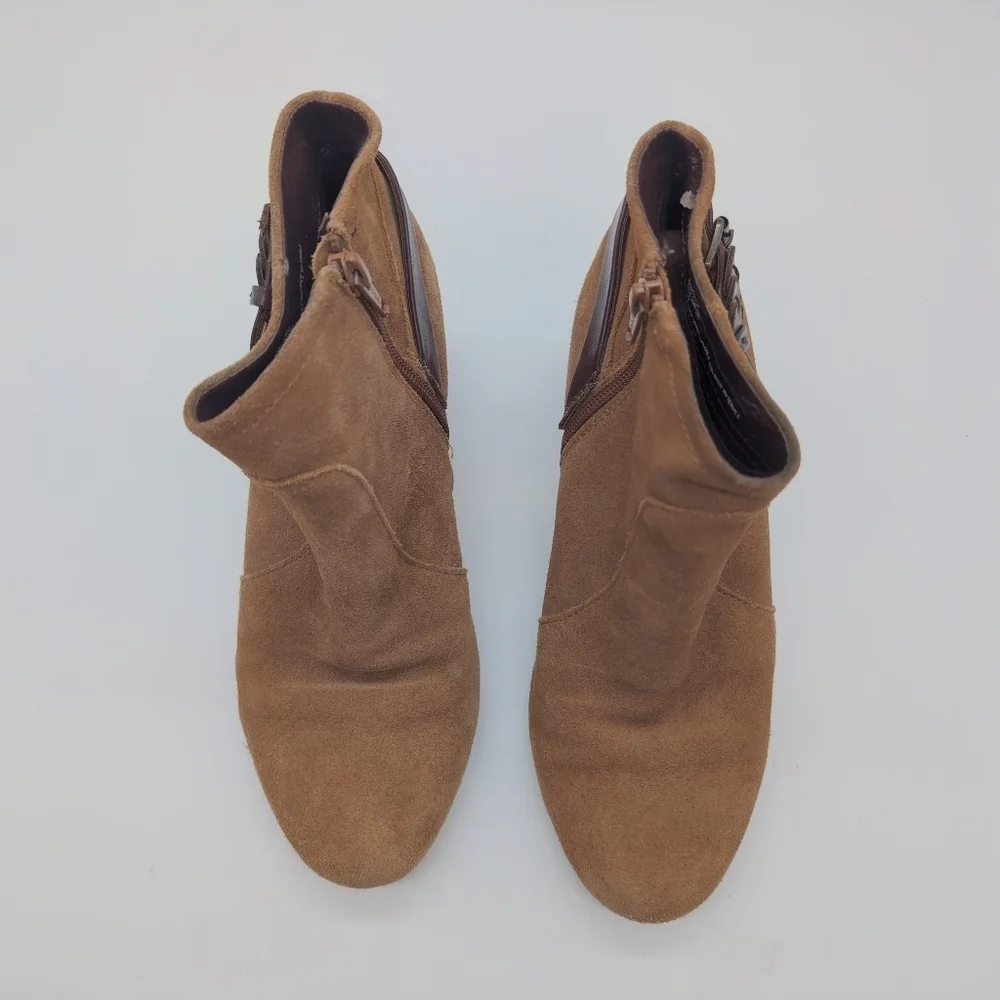 Bass Ayda Brown Suede Ankle Boots Sz 7.5